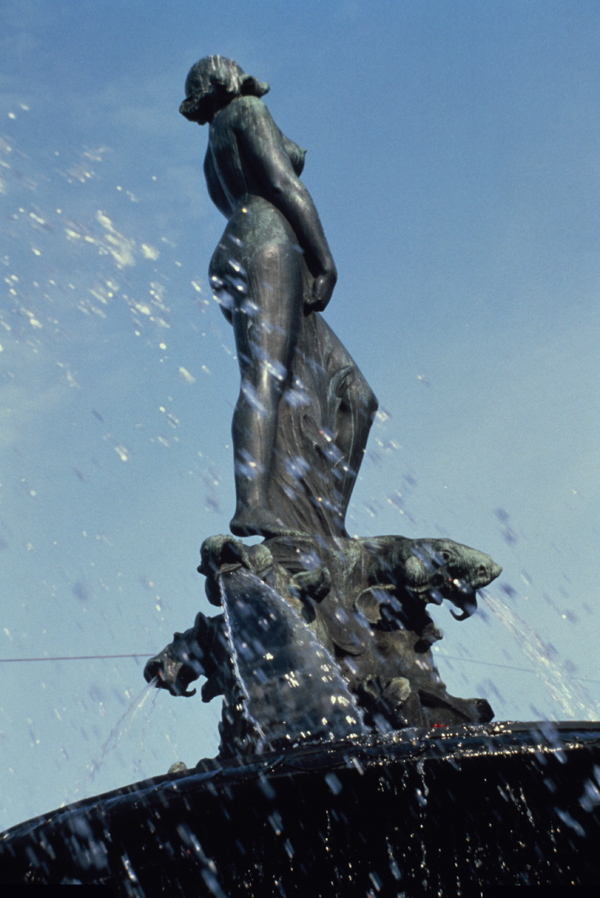 Havis Amanda statue, Helsinki, Finland Photo