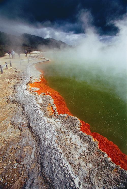 Champaign Pool, Waiotapu, New Zealand Photo