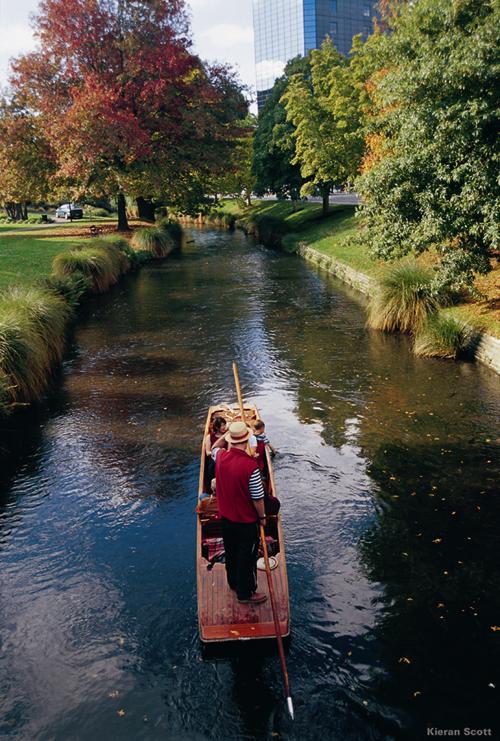 Punting on the Avon River, Christchurch, New Zealand Photo