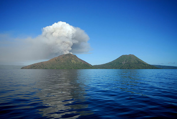 Mount Tarvurvur, Papua New Guinea Photo