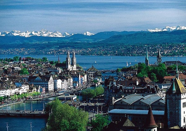 Zurich and Lake, Zurich, Switzerland photo.