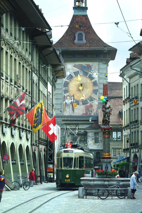 Zytglogge clock, Bern, Switzerland photo.